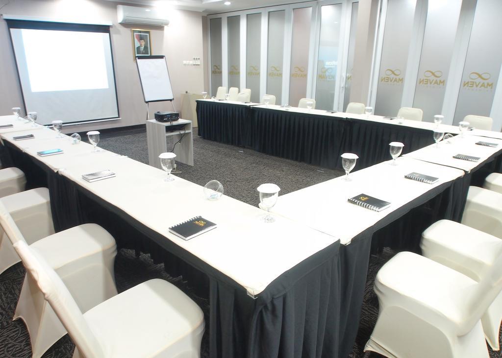 ג'קרטה Maven Fatmawati Hotel מראה חיצוני תמונה