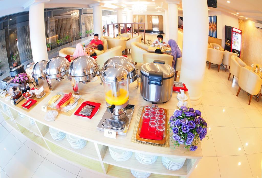 ג'קרטה Maven Fatmawati Hotel מראה חיצוני תמונה