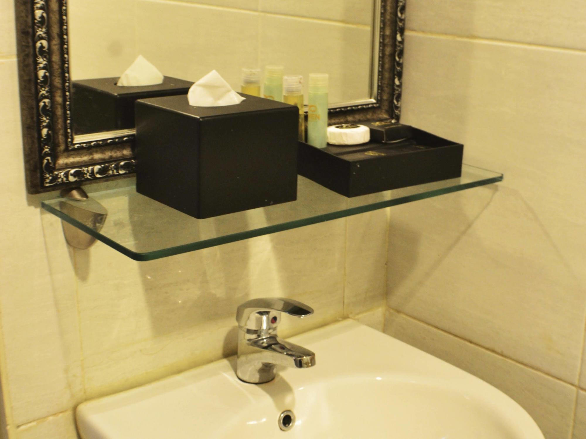 ג'קרטה Maven Fatmawati Hotel מראה חיצוני תמונה