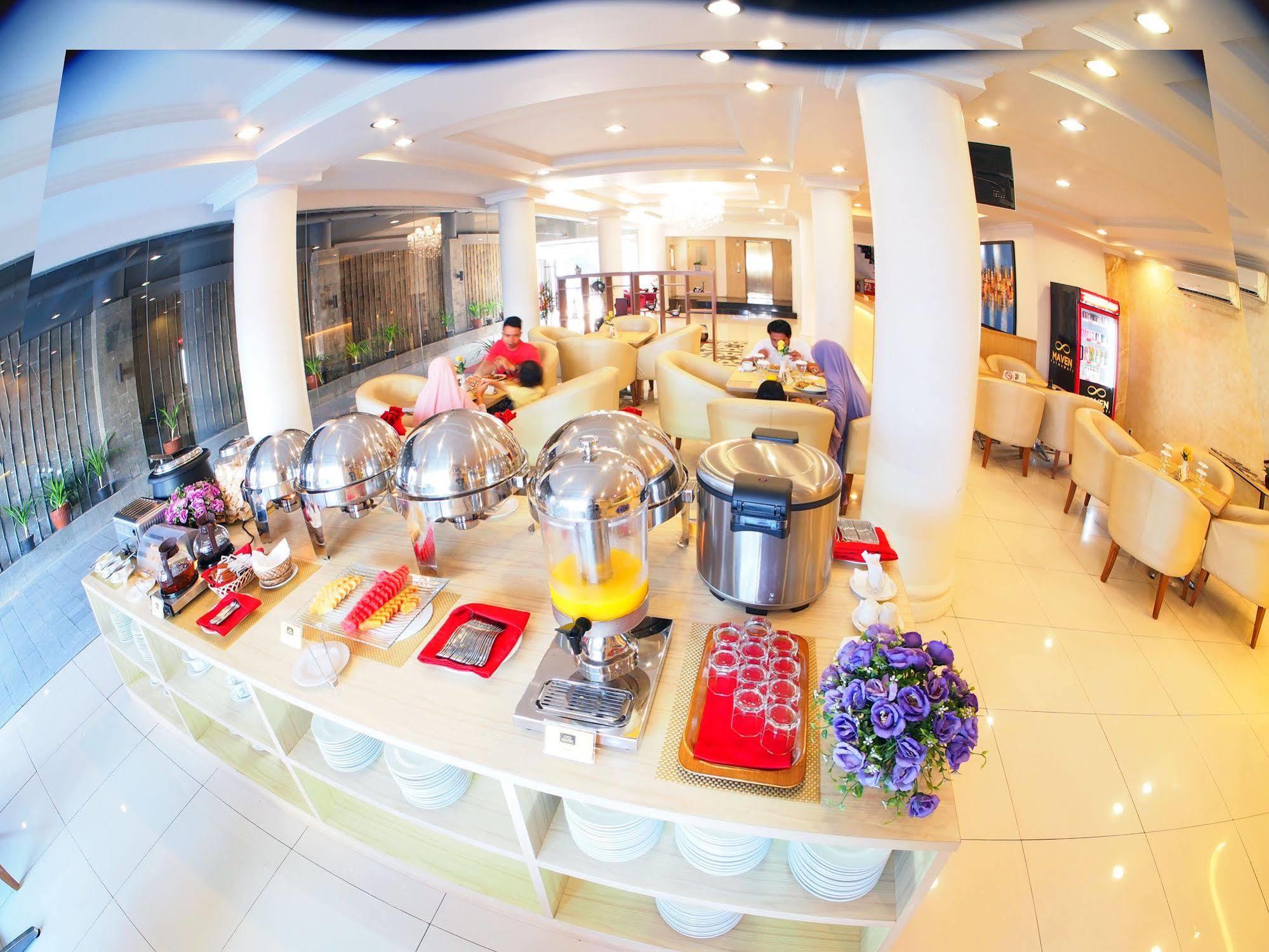 ג'קרטה Maven Fatmawati Hotel מראה חיצוני תמונה